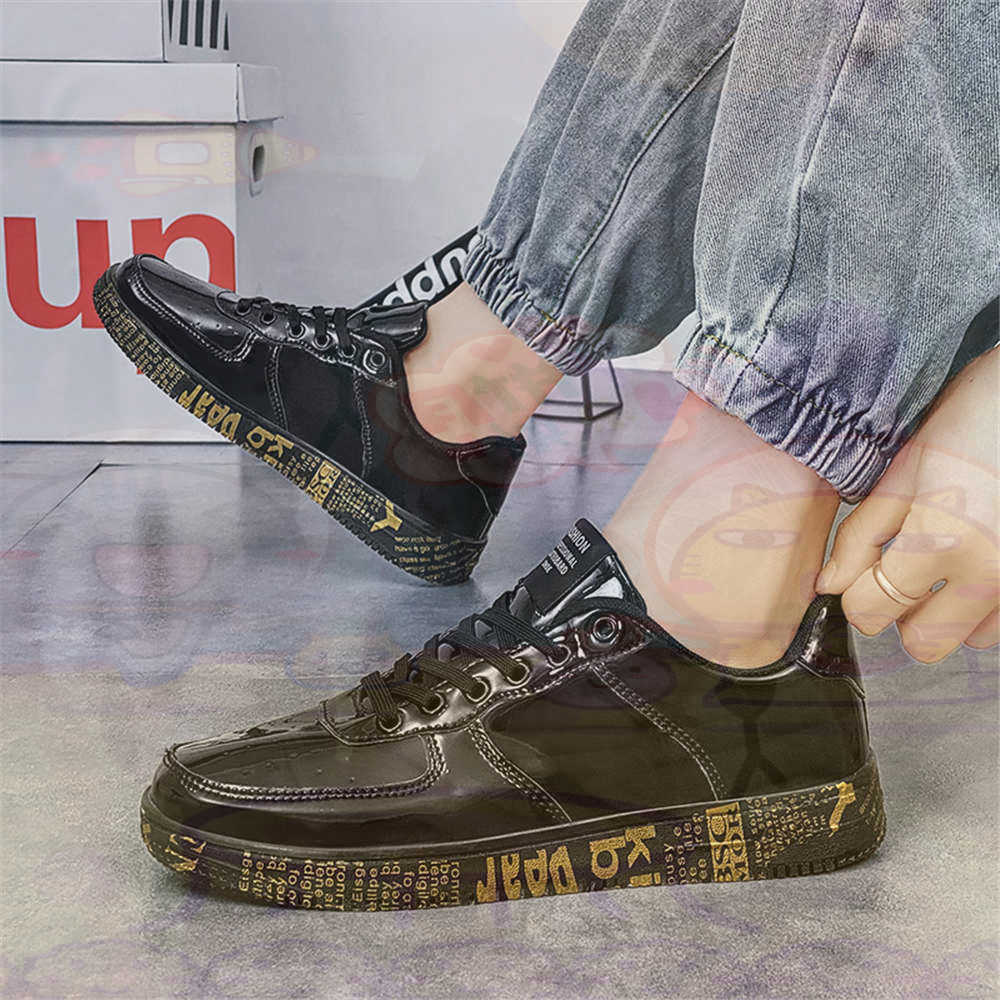 Round Foot Size 45 Sneakers Wh - Men'S Accessories Canada review and price